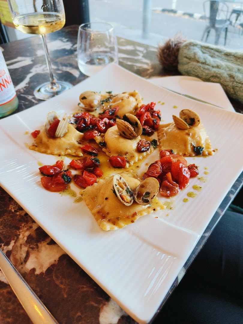 Emanuela's: appetizing, high-quality food photography