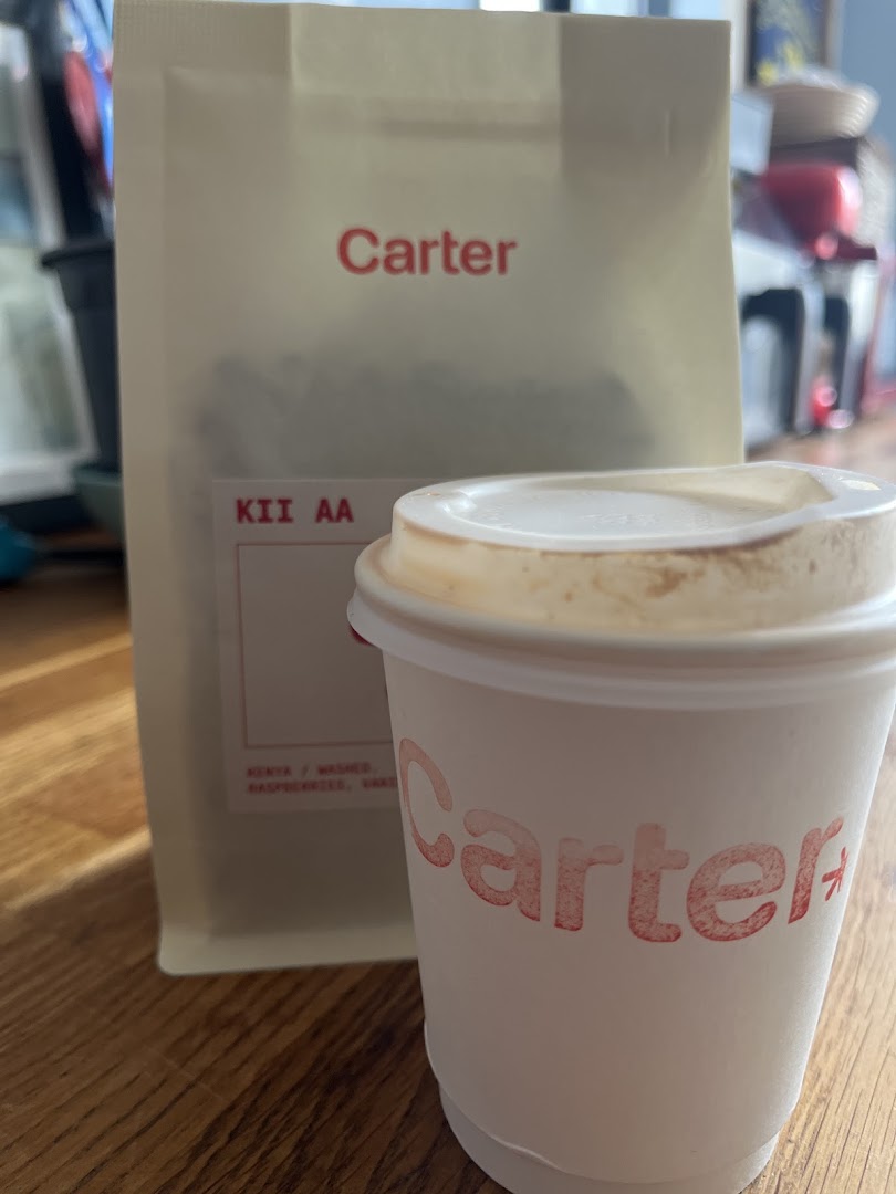 Carter Coffee: clear branding and product shot