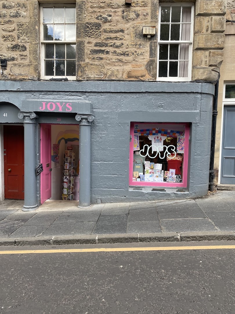 Joys of Edinburgh: clear photo of shop exterior