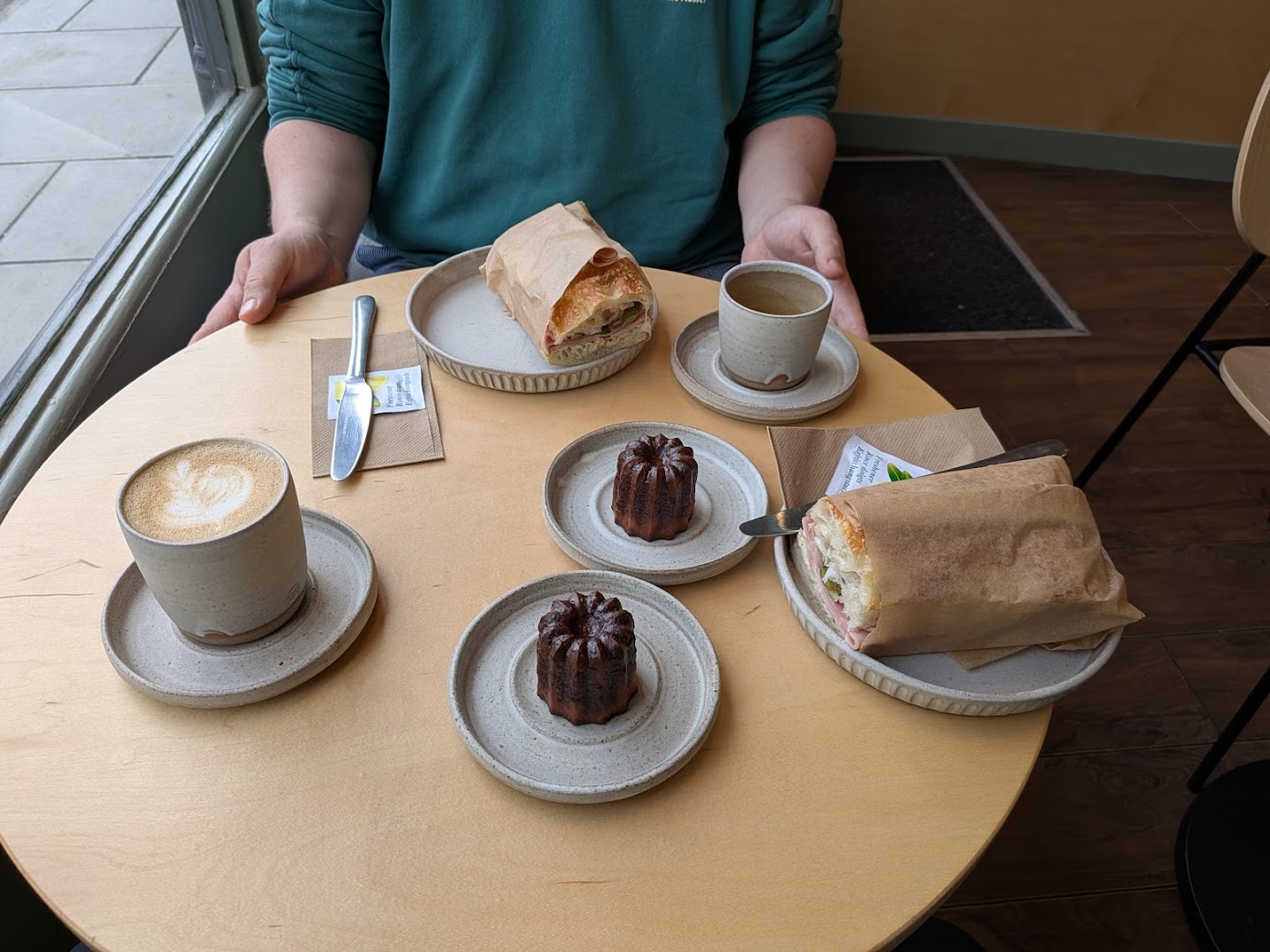 Project Canelé: appetizing breakfast spread and presentation