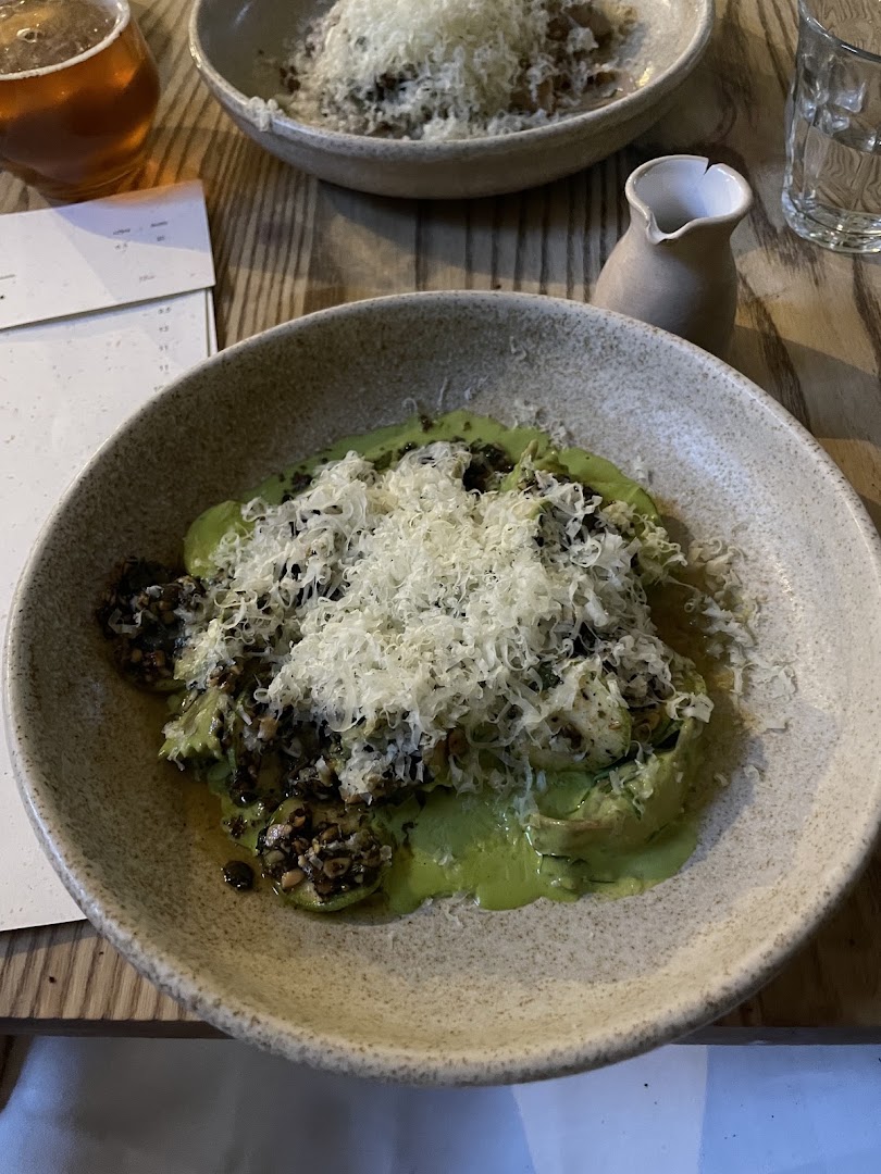 Celentano's: appetizing, high-quality food photography