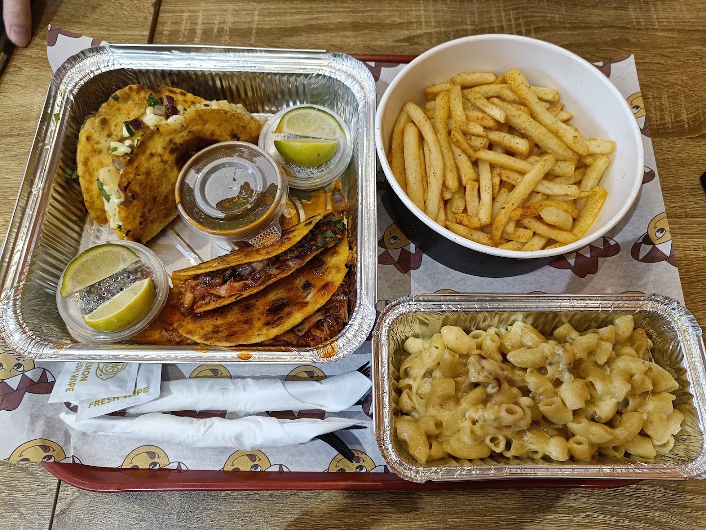Birria Boyz: appetizing photo of restaurant food