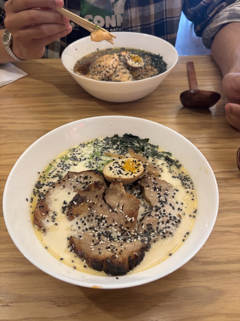 Fuji Hiro: appetizing photo of restaurant food