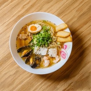 Fuji Hiro: high quality appetizing food photo