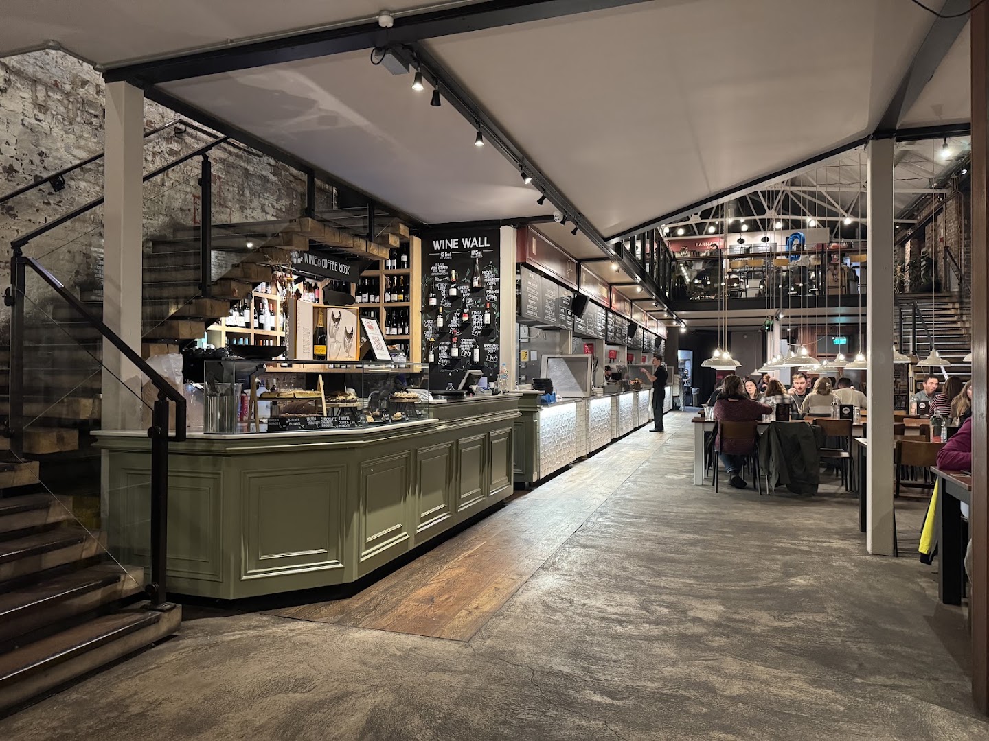 Barnacle: high quality interior atmosphere shot