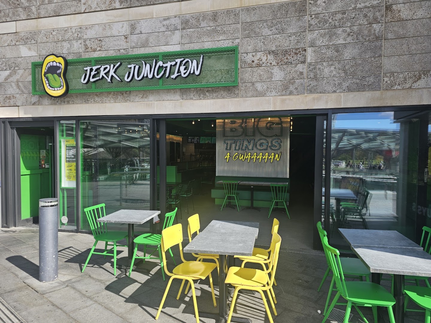Jerk Junction: clear photo of restaurant exterior