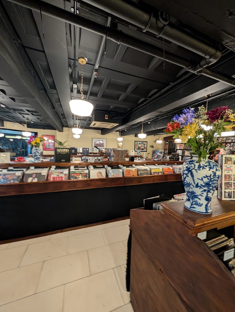 Mathew Street Records: clear, inviting shop interior view