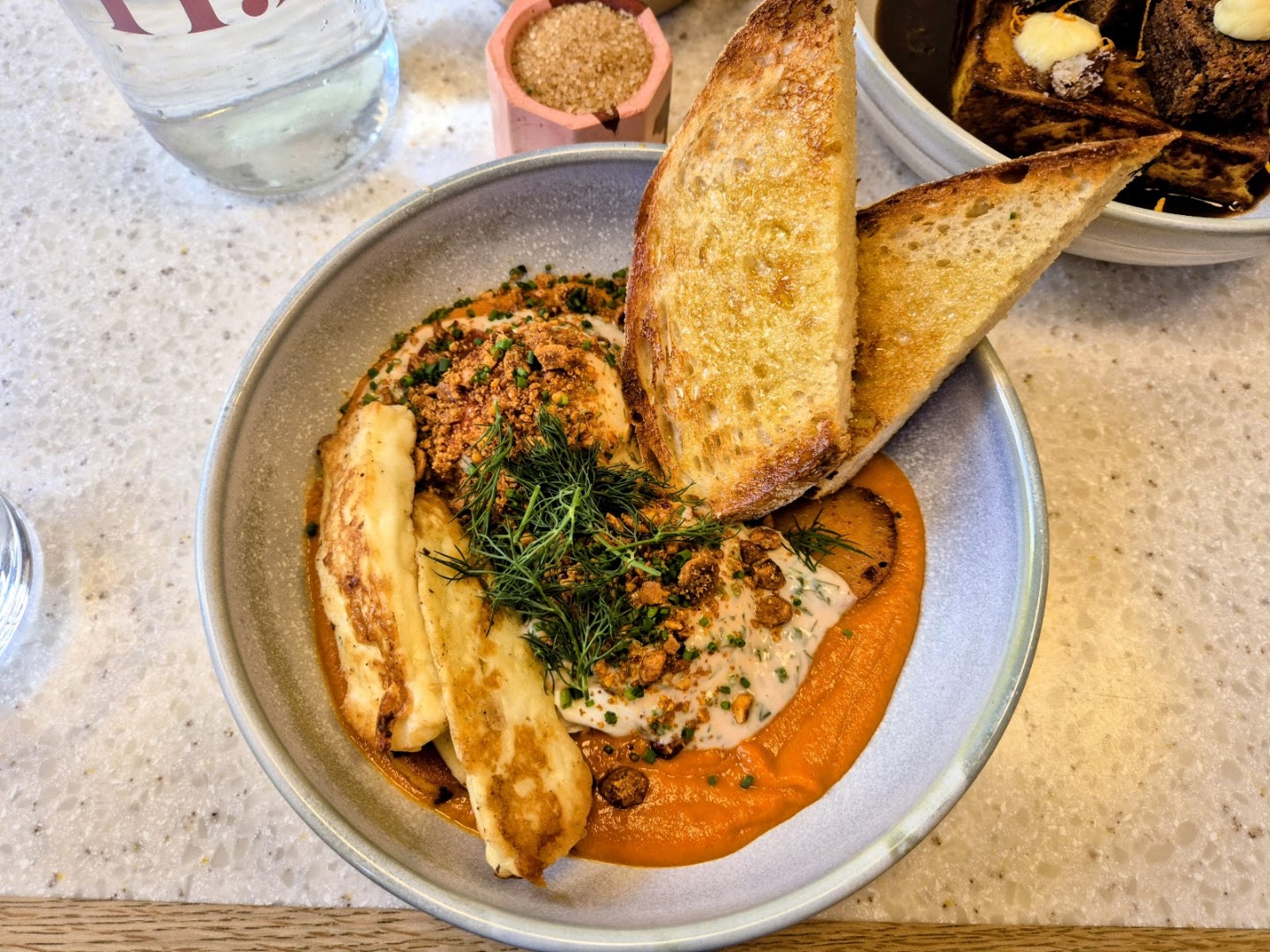 Rise: appetizing, high-quality food photography