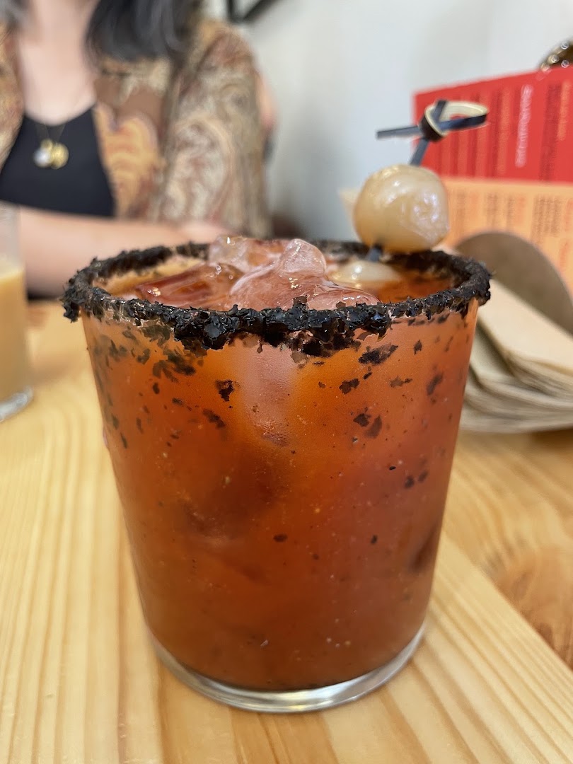 Bara: appetizing photo of a cocktail