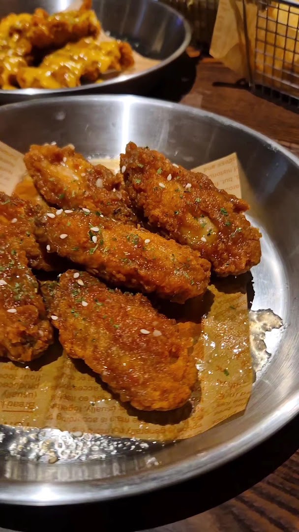 CLUK: appetizing photo of restaurant food