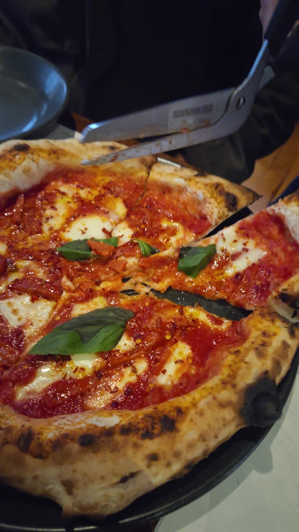 Forbici: appetizing photo of restaurant food