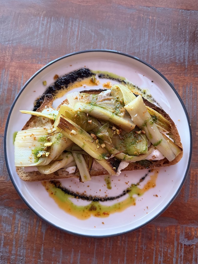 Layla's: appetizing, high-quality food photography