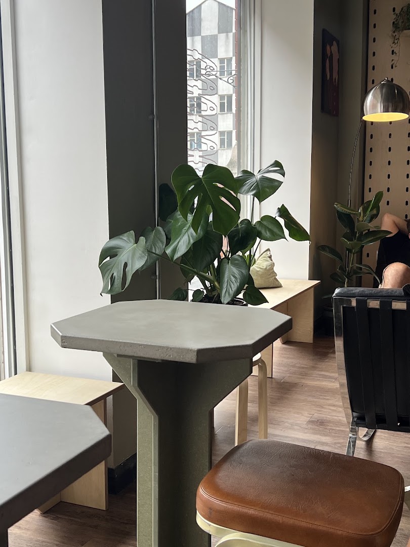 Onsite Records: shop interior and atmosphere