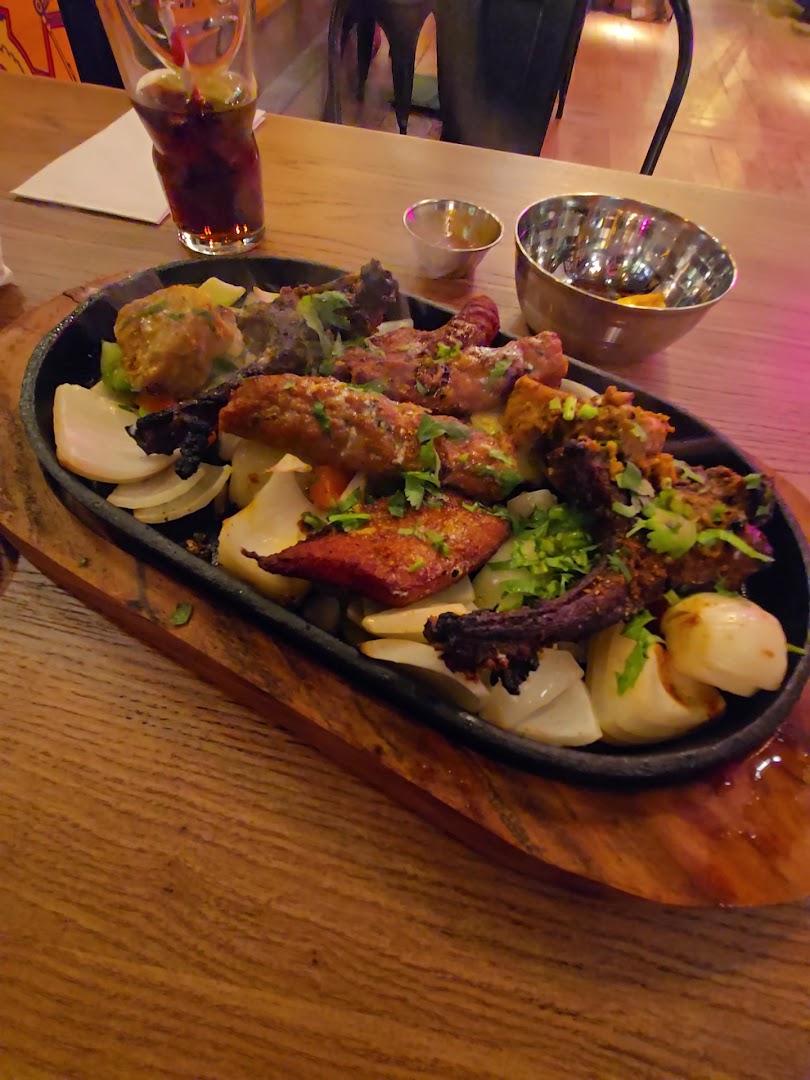 Chit 'n' Chaat: appetizing photo of restaurant food