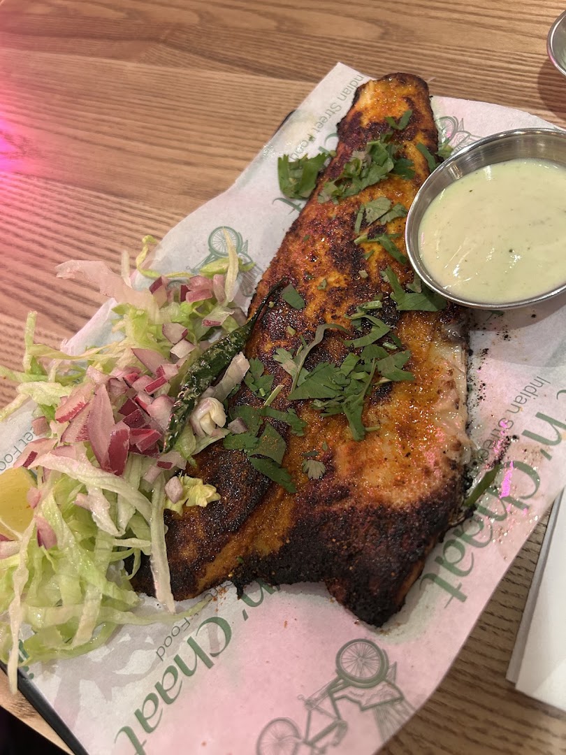 Chit 'n' Chaat: appetizing, high-quality food photo