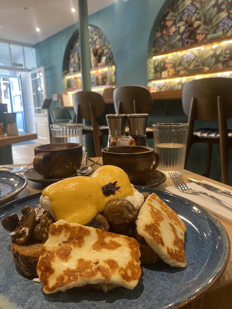 One Up: appetizing food and nice atmosphere