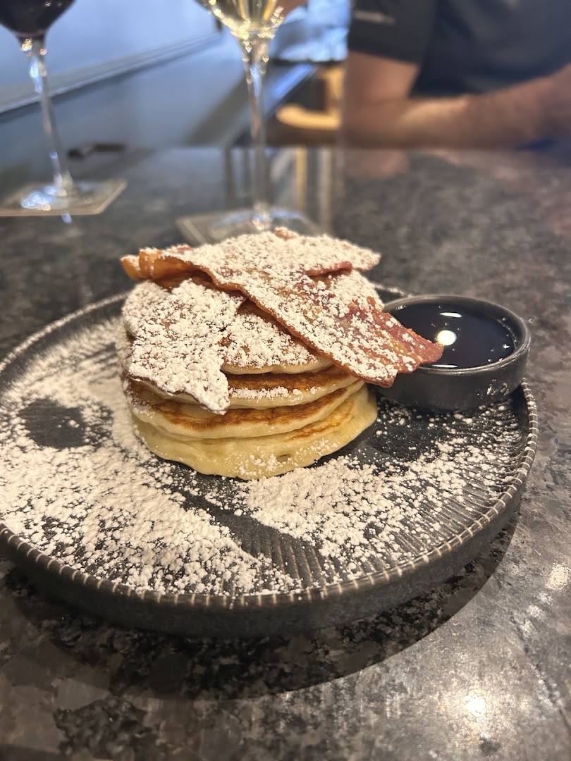 Say When: appetizing photo of bar food