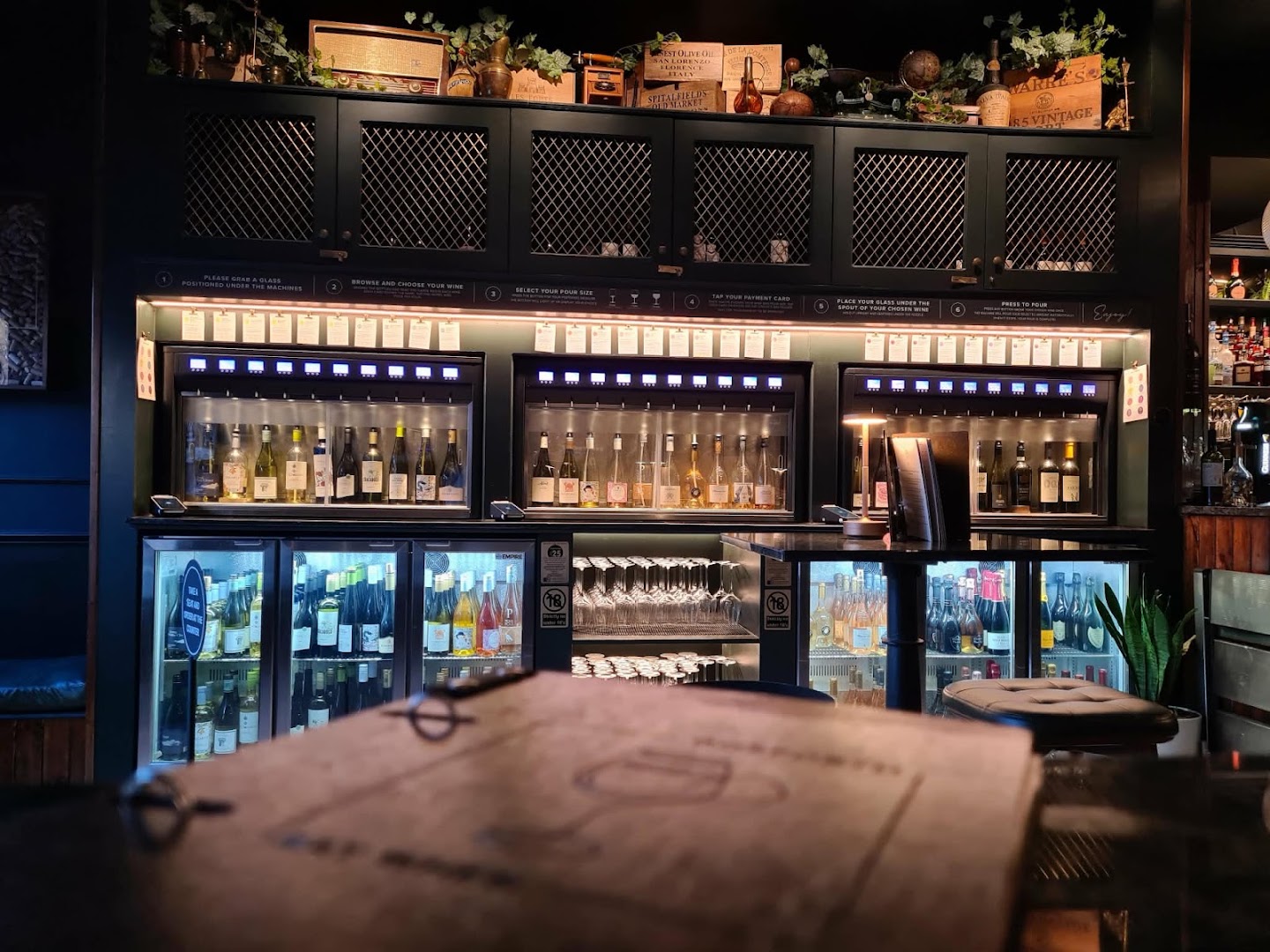Say When: venue atmosphere and offerings
