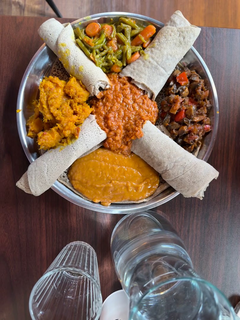 Lula's Ethiopian Café & Deli: appetizing, clear photo of food