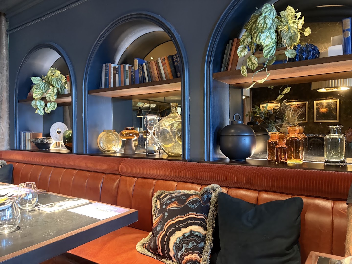 Six by Nico Oxford: high quality interior atmosphere shot
