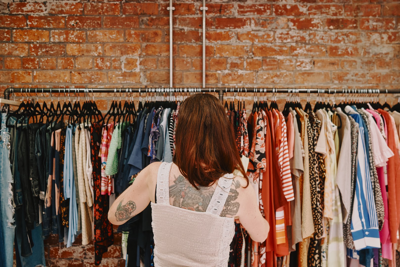 Clothes the Loop: shop interior and products
