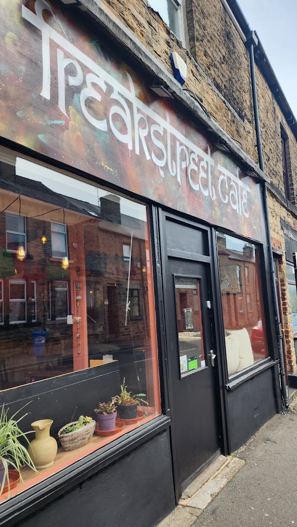 Freak Street Café: clear exterior shot of venue
