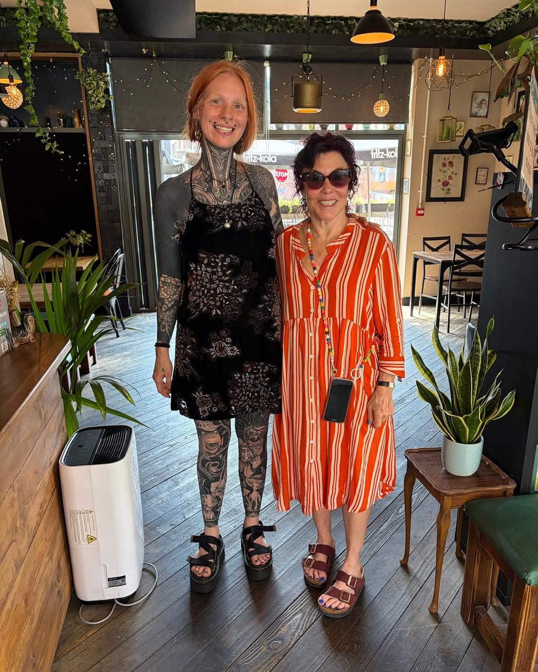 Groke Coffee: friendly staff photo showing atmosphere
