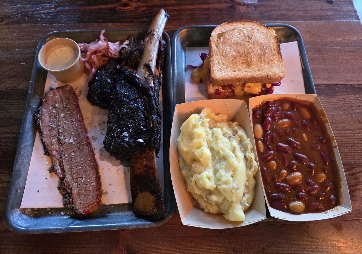 MEAT Smokehouse: appetizing photo of restaurant food