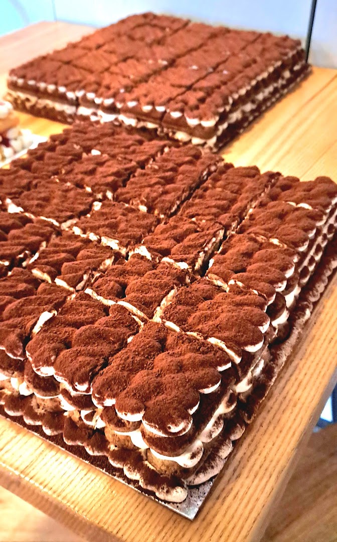 Paradiso Artisan Tiramisù: appetizing photo of shop product