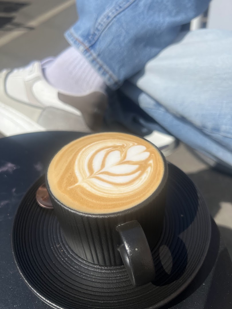 Rasa Kofee: high quality latte art photo