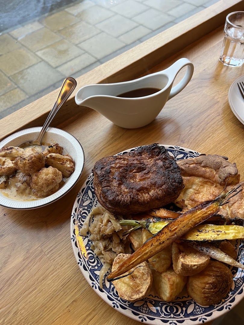 WET: appetizing photo of served food