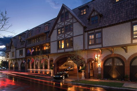 Grand Bohemian Lodge Asheville: professional exterior shot of hotel