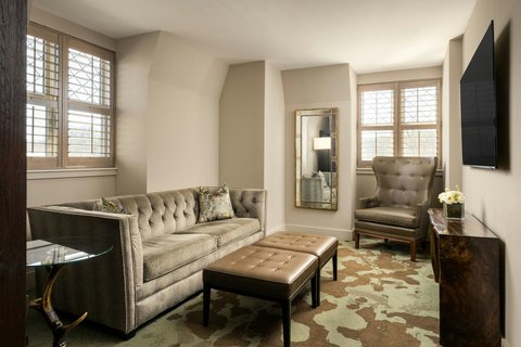 Grand Bohemian Lodge Asheville: professional hotel room interior photo