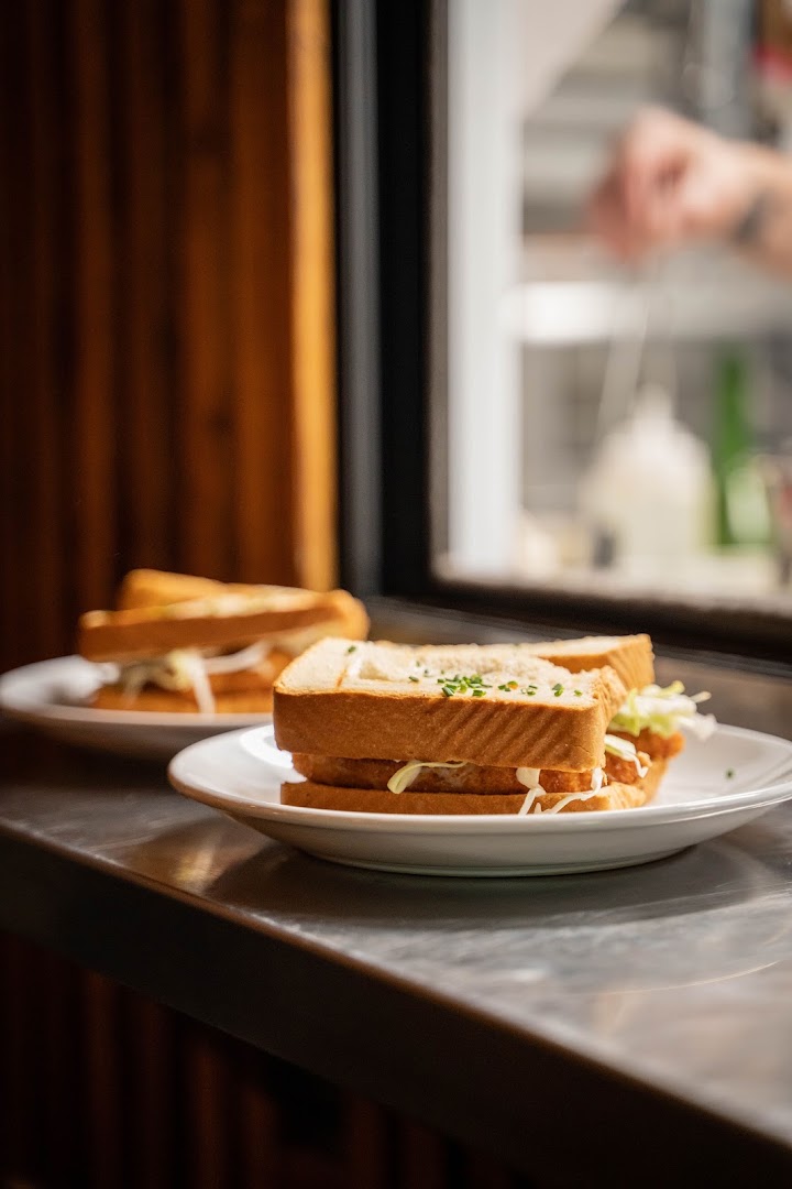 Joyful Noise Listening Lounge and Kitchen: appetizing, high-quality food photography