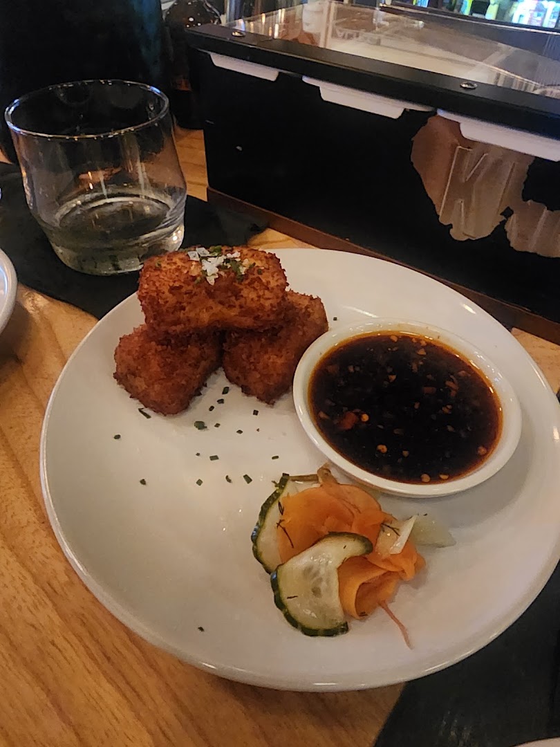Joyful Noise Listening Lounge and Kitchen: appetizing photo of bar food