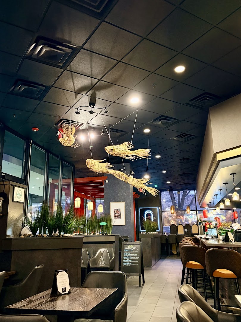 Maguro: clear, inviting restaurant interior shot