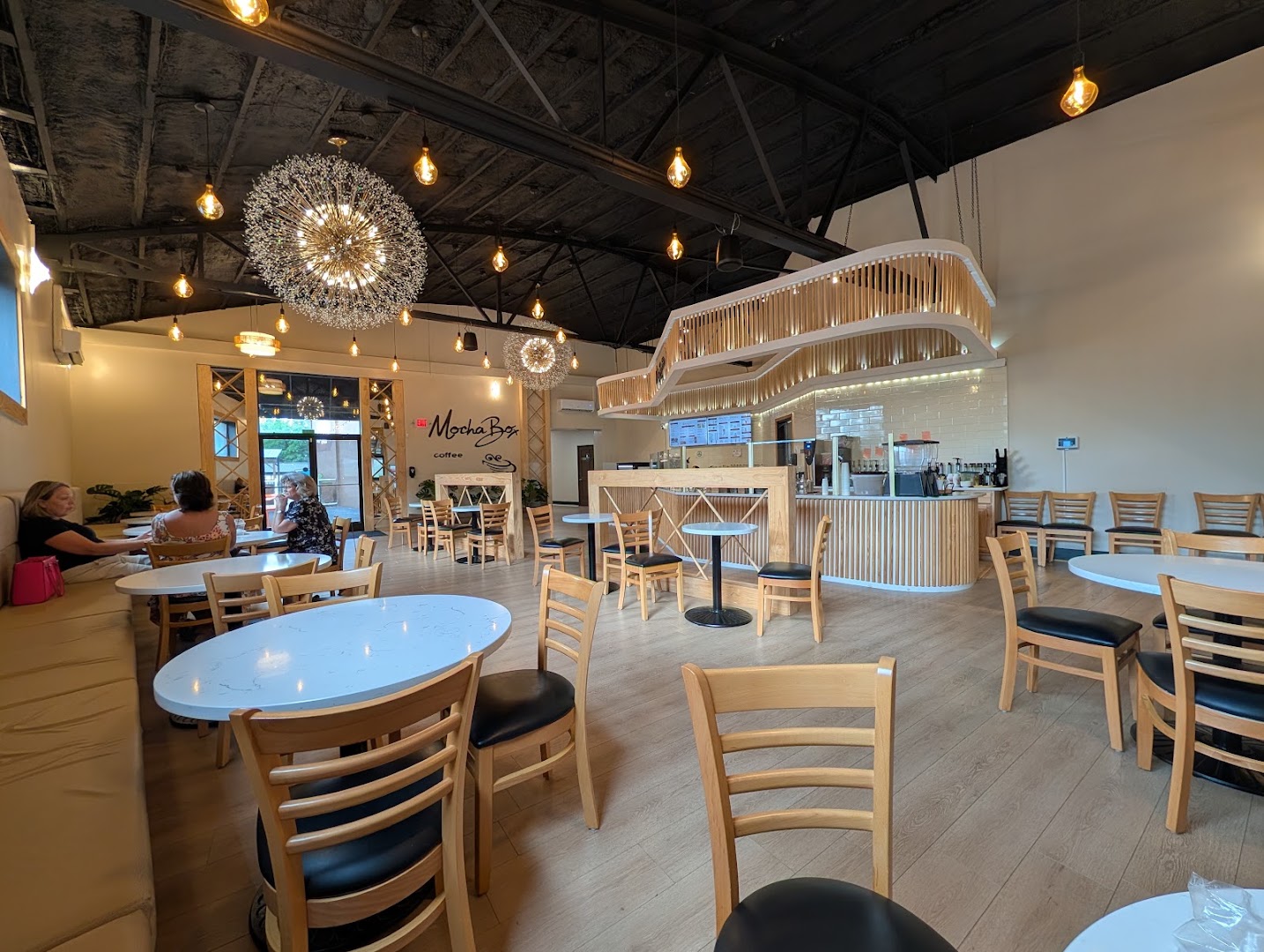 MochaBox Coffee: clear, professional interior shot