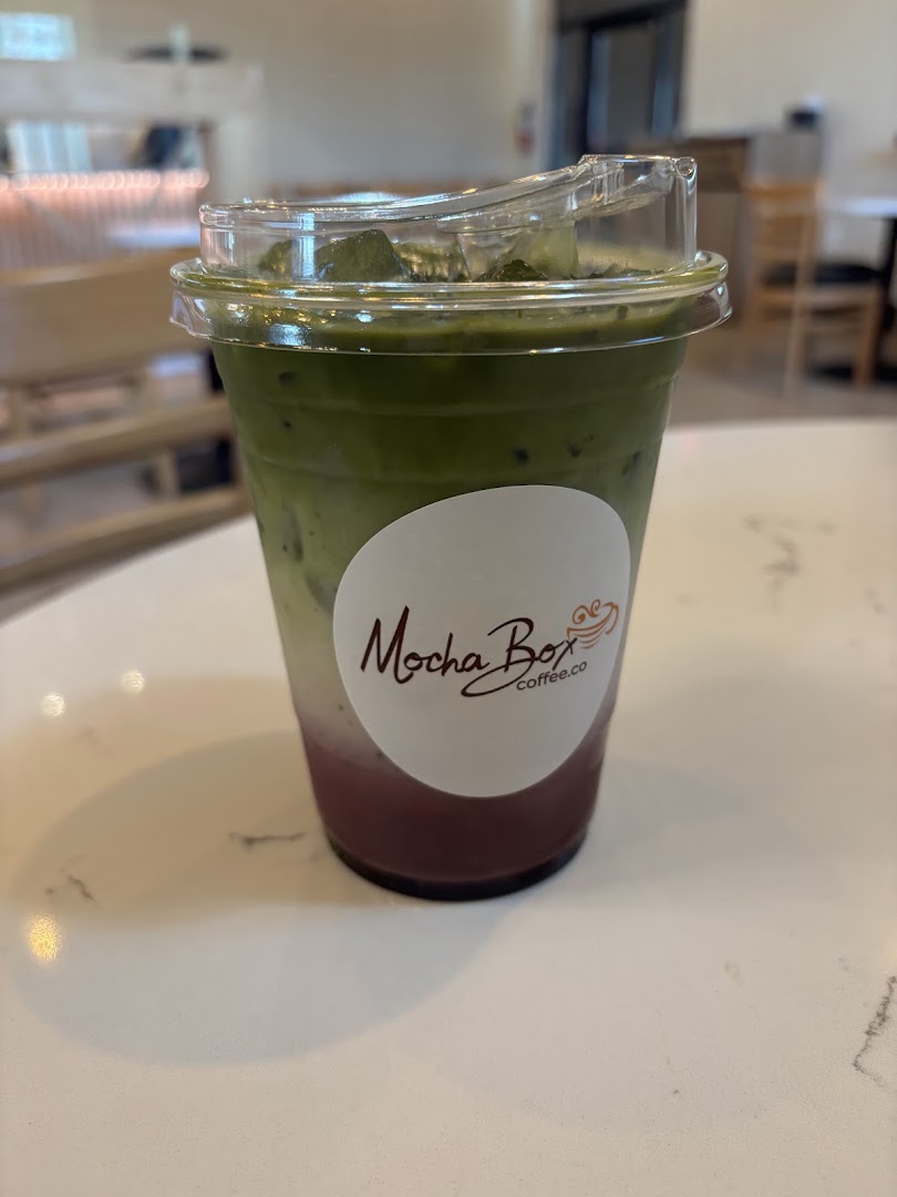MochaBox Coffee: clear, professional photo of drink