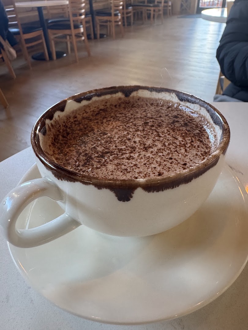 MochaBox Coffee: appetizing photo of coffee drink