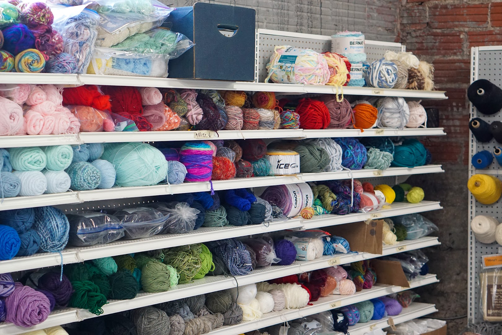 ReMix It: clear display of shop products