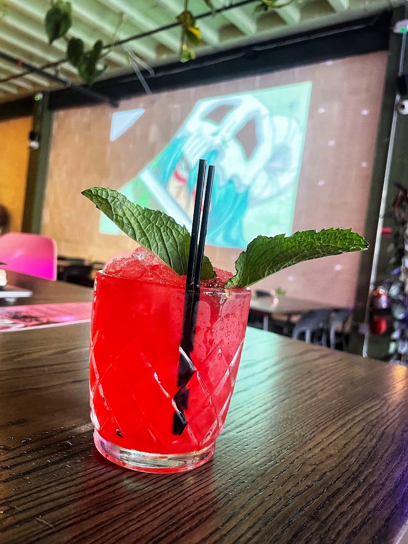 VOWL Bar at DSSOLVR: appealing cocktail photo in venue