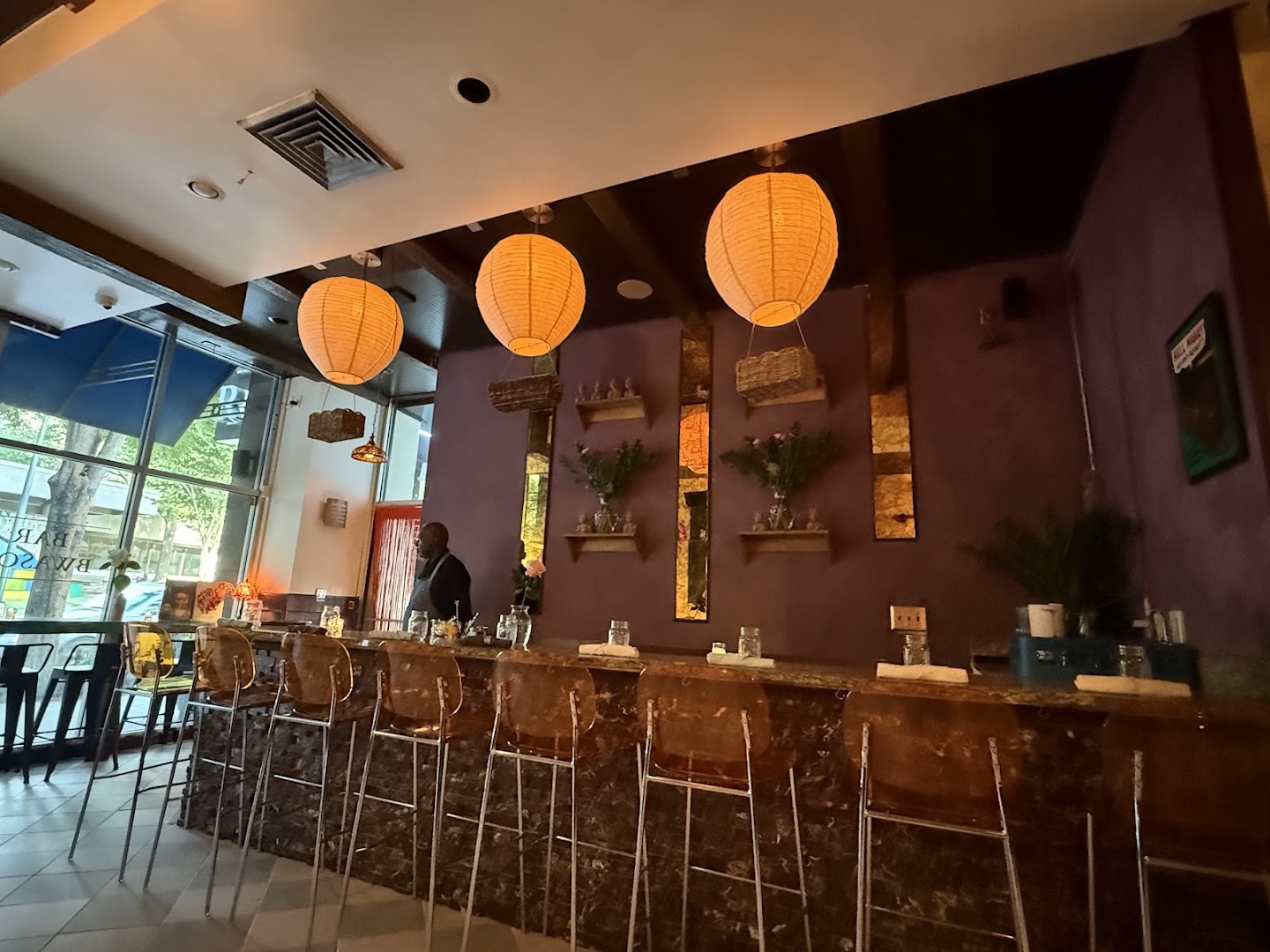 Alonetogether: clear shot of restaurant interior