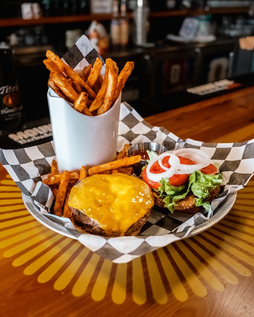 Bottle Rocket: appetizing, high-quality food photography