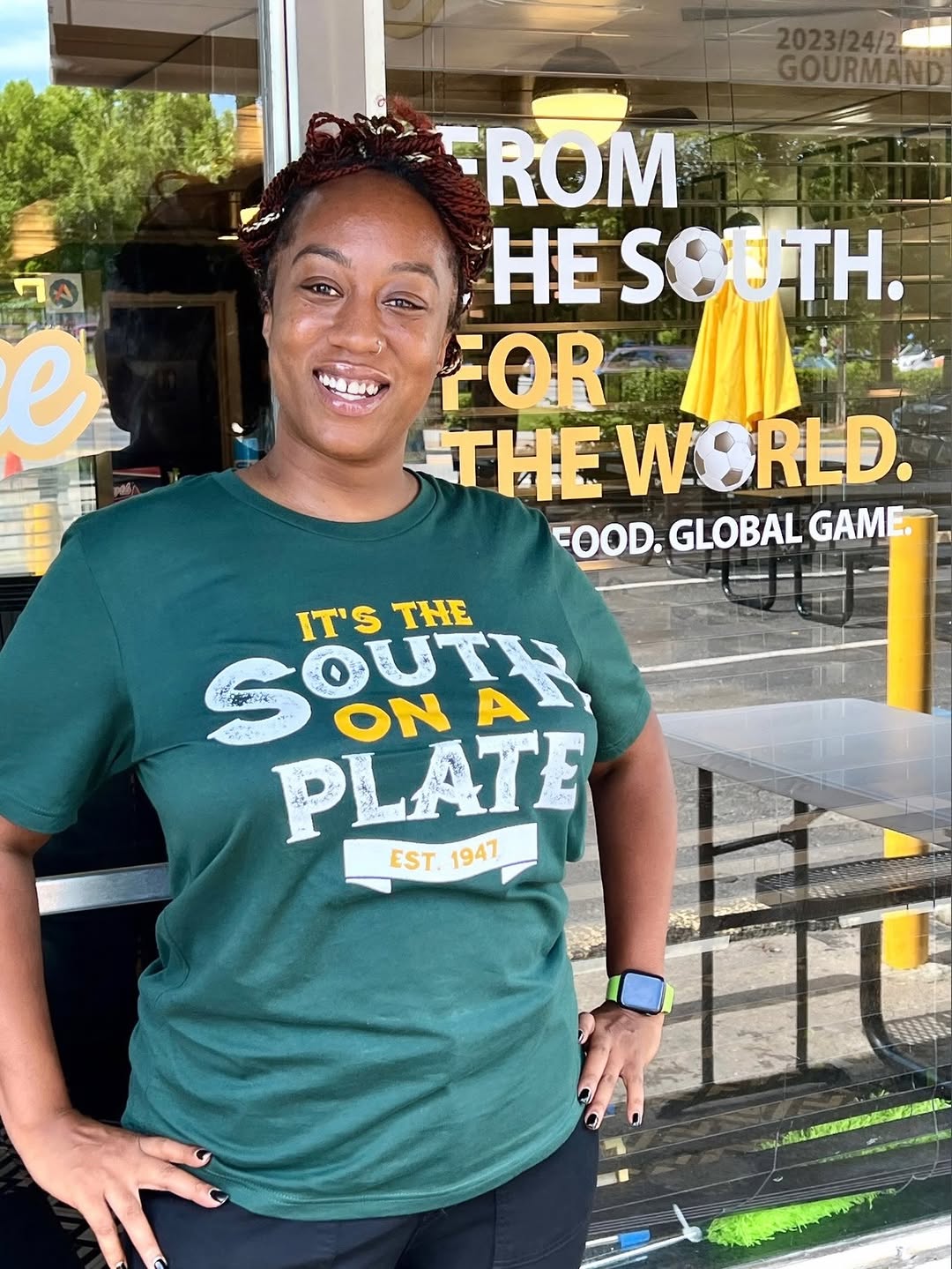 Busy Bee Cafe: friendly staff member at venue