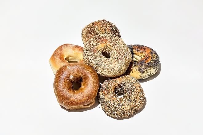 Spread Bagelry: high quality appetizing bagel photo