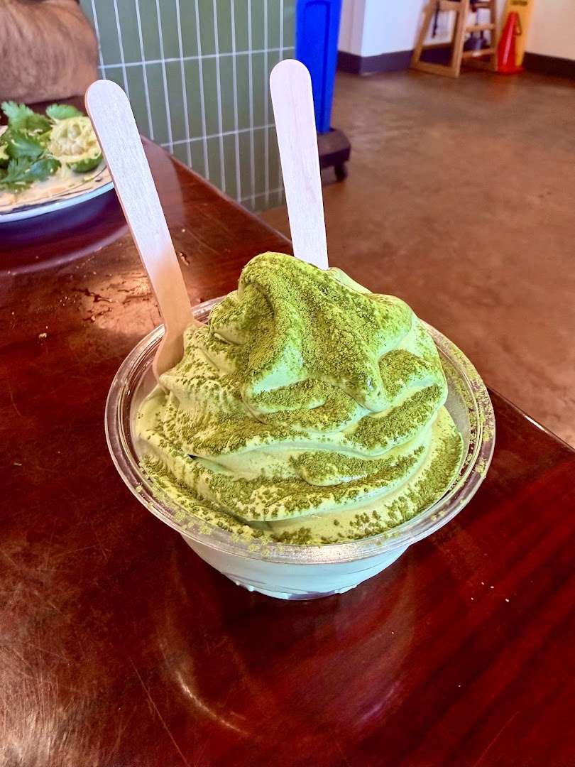 Anh Em Vietnamese: appetizing photo of restaurant dessert