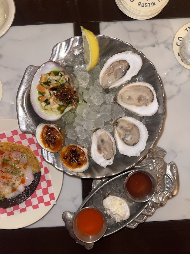 Austin Oyster Co.: appetizing, high-quality food photography