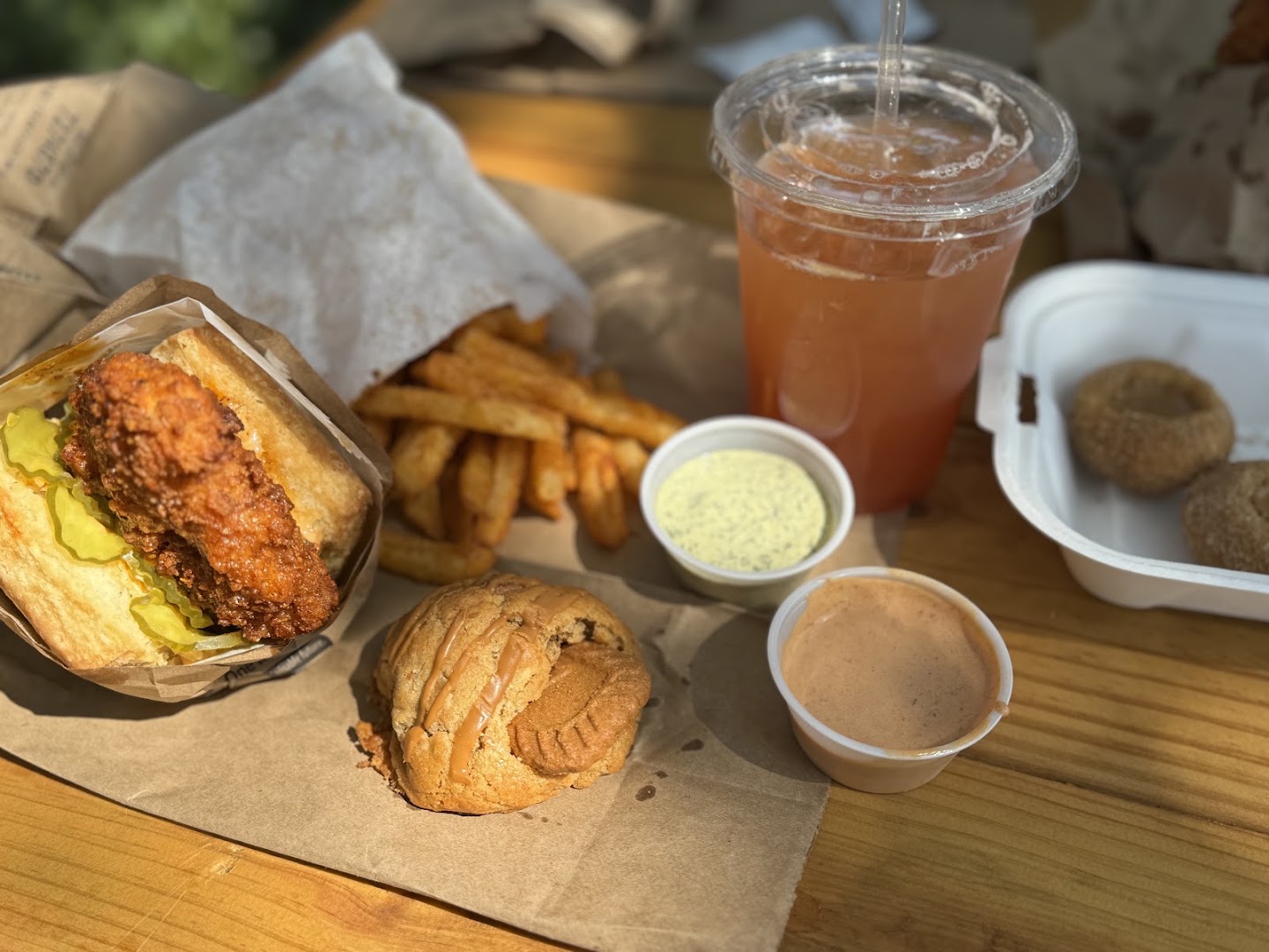 Bird Bird Biscuit: appetizing photo of restaurant food