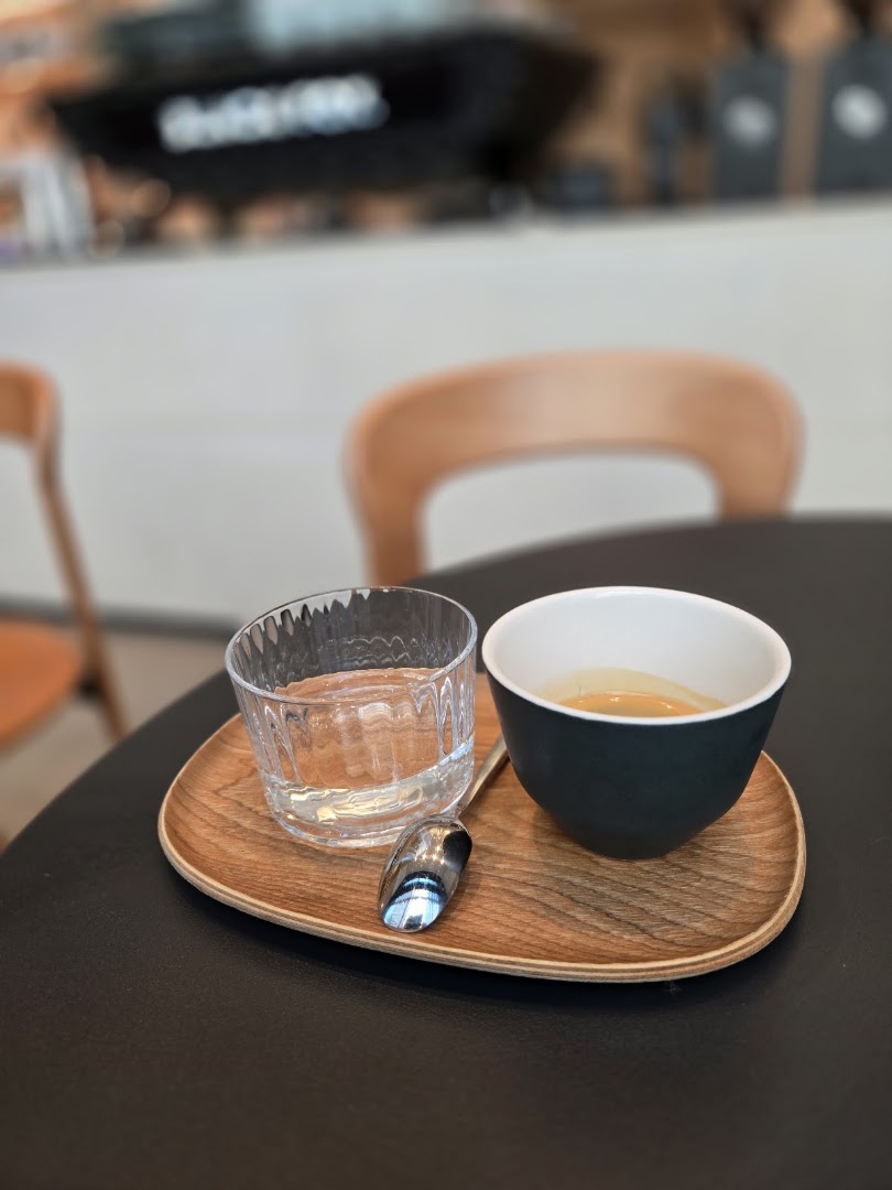 Black Fox Coffee: high quality, appealing coffee presentation