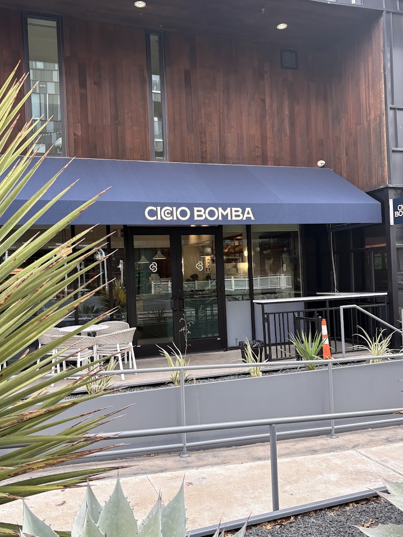 Ciccio Bomba: clear exterior shot of venue